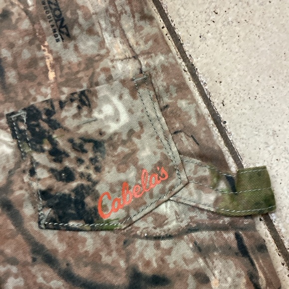 Cabella overalls shorts, size 12 months - Picture 4 of 8